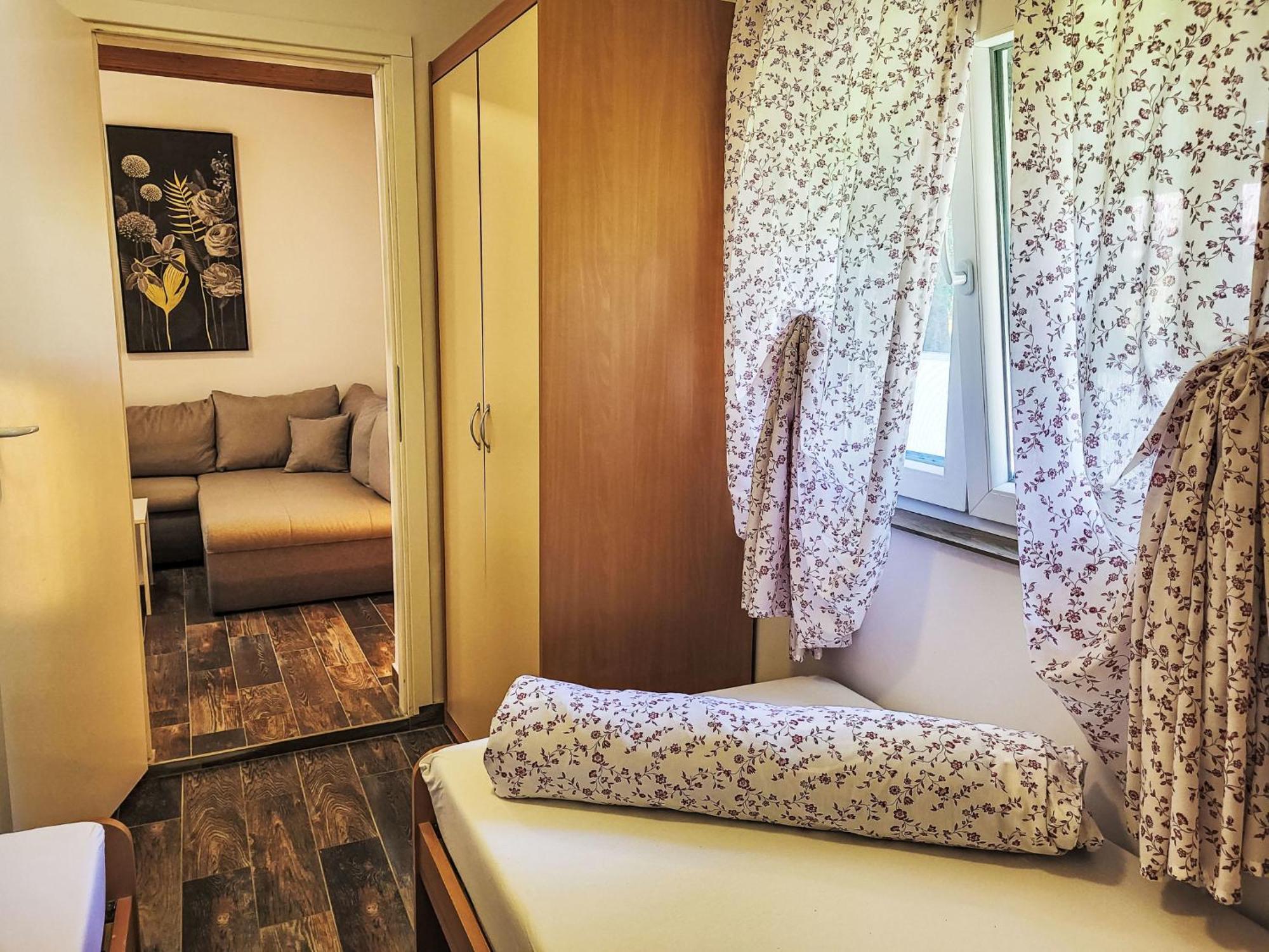 Holiday Home Matea By Interhome Nin Kültér fotó
